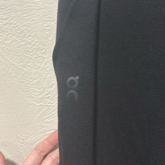 On Cloud Running Sweat Pants Joggers Black Size Small - Picture 2 of 11